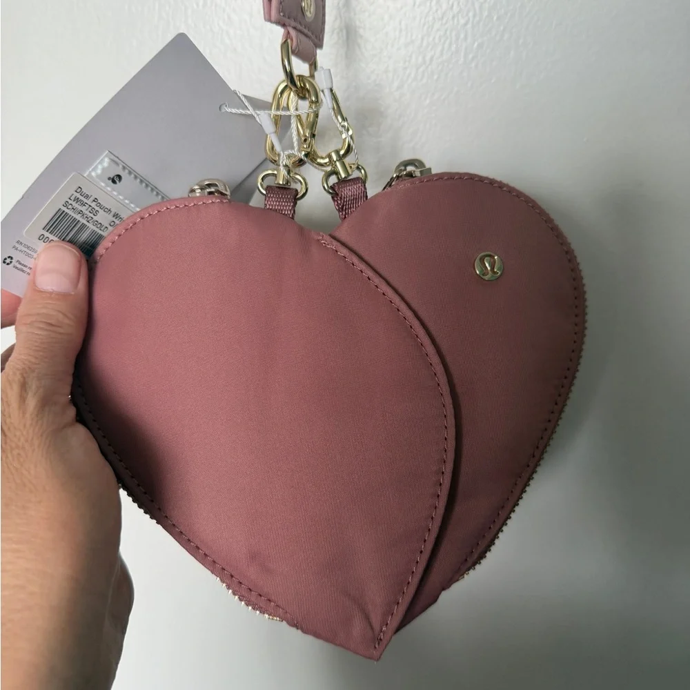NWT Lululemon Dual Pouch Heart - Picture 5 of 12